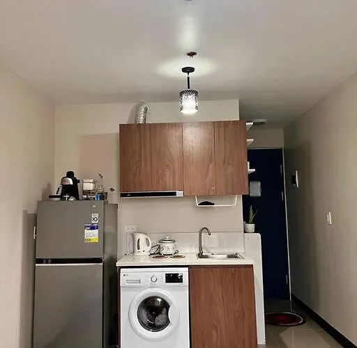 Condo, Pool View, With Wifi Apartment